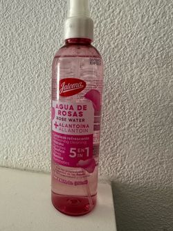 Rose water/ Agua de Rosas