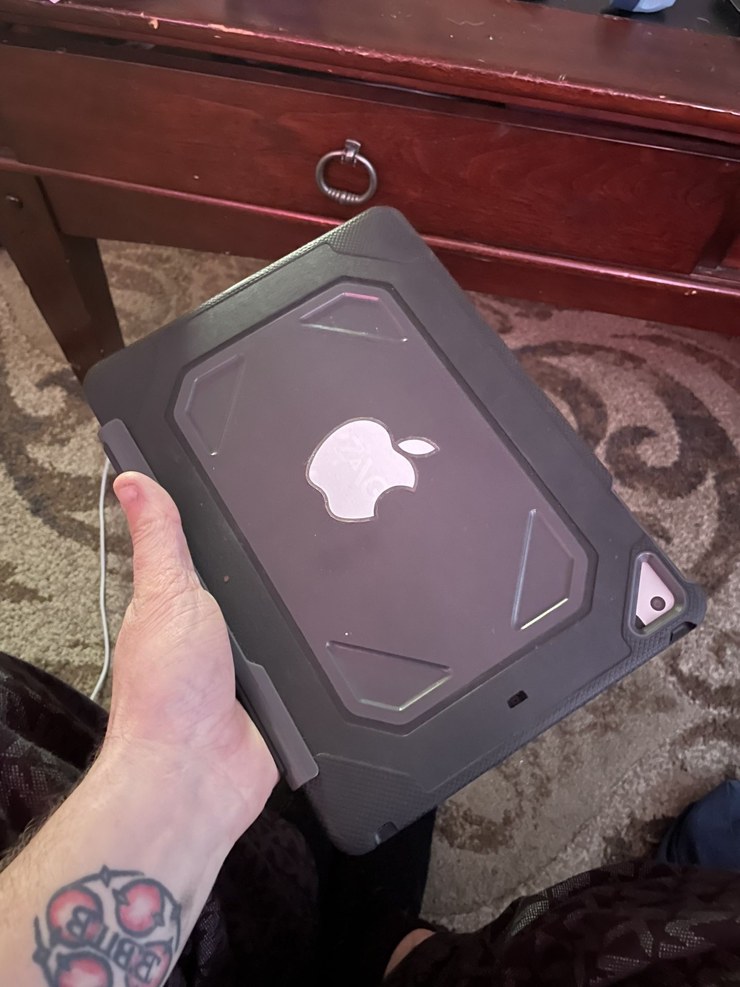 32 Gig iPad 6th Gen!!