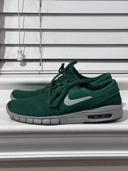 Men’s size 7.5 Nike’s