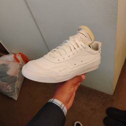 Nike White Sneakers Size 10.5 Men
