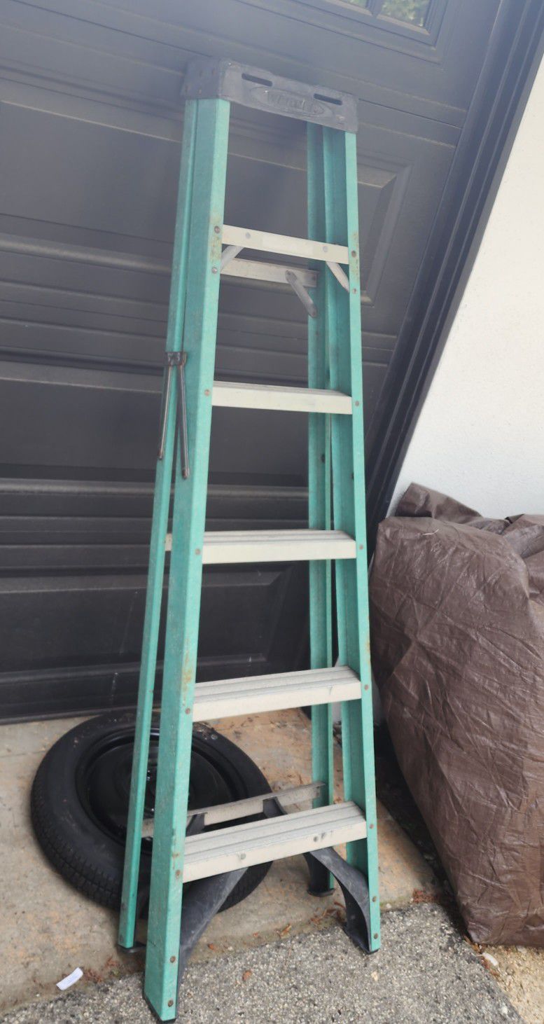 6ft Fiberglass Werner Ladder