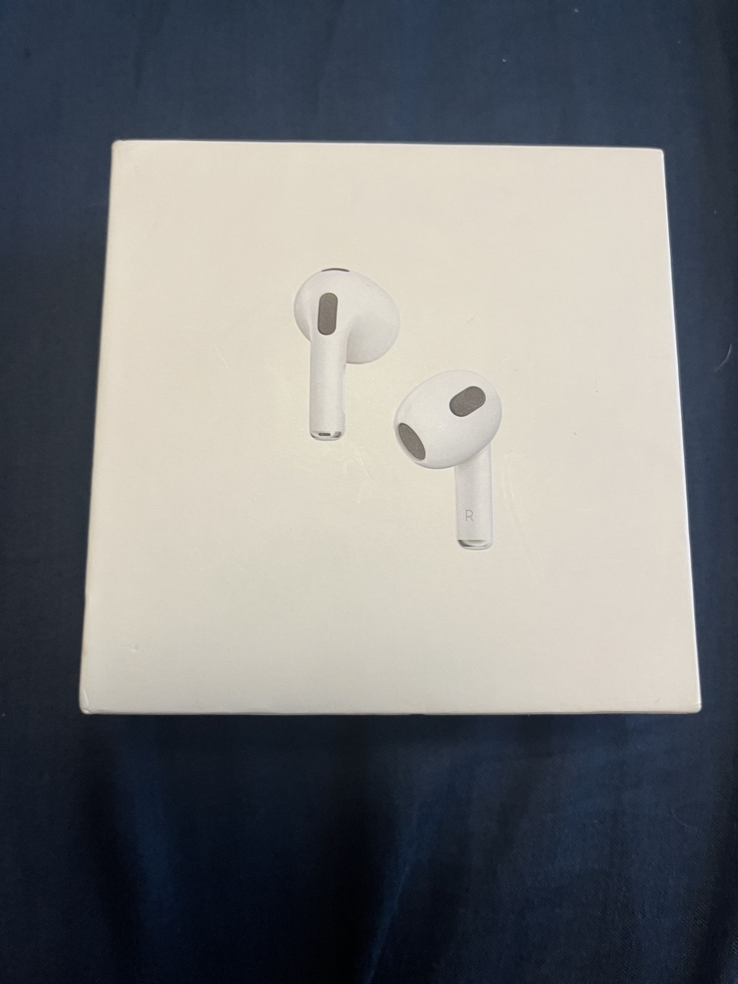 AirPod Gen 3