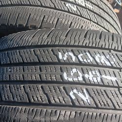 265 60 18 Good Pair Of 2 Michelin Truck Tires $20 Each 