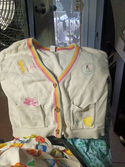 Old navy size 8 sweater