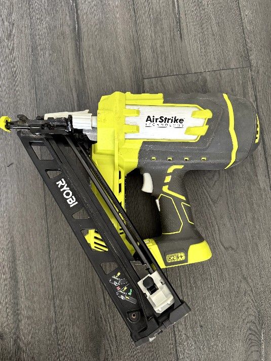 Ryobi 180V ONE+ Airstrike 15GA Angled Finisher Nailer