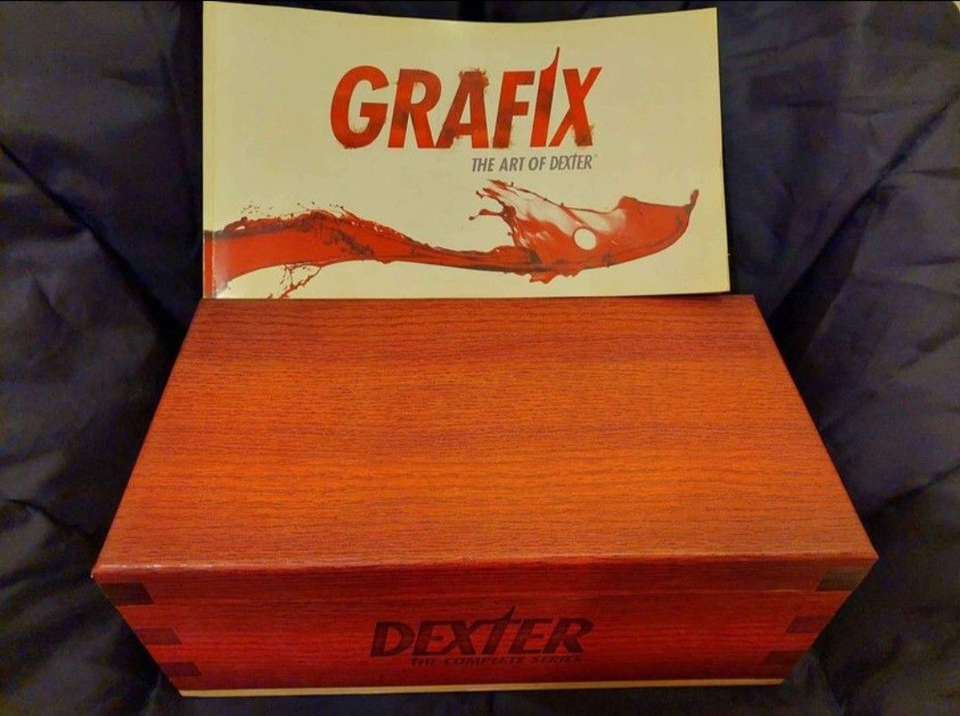 Dexter Complete Series In Blood Slide Box With Grafix Book