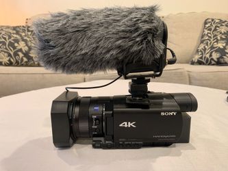Sony FDR-AX100 4K Ultra HD Camcorder with a Rode Pro Shotgun Video Microphone!!!