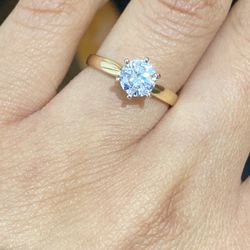 Anillo De Compromiso 14 Kt Talla 7 1/2 