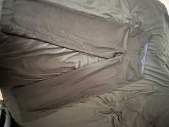 Dressing pants