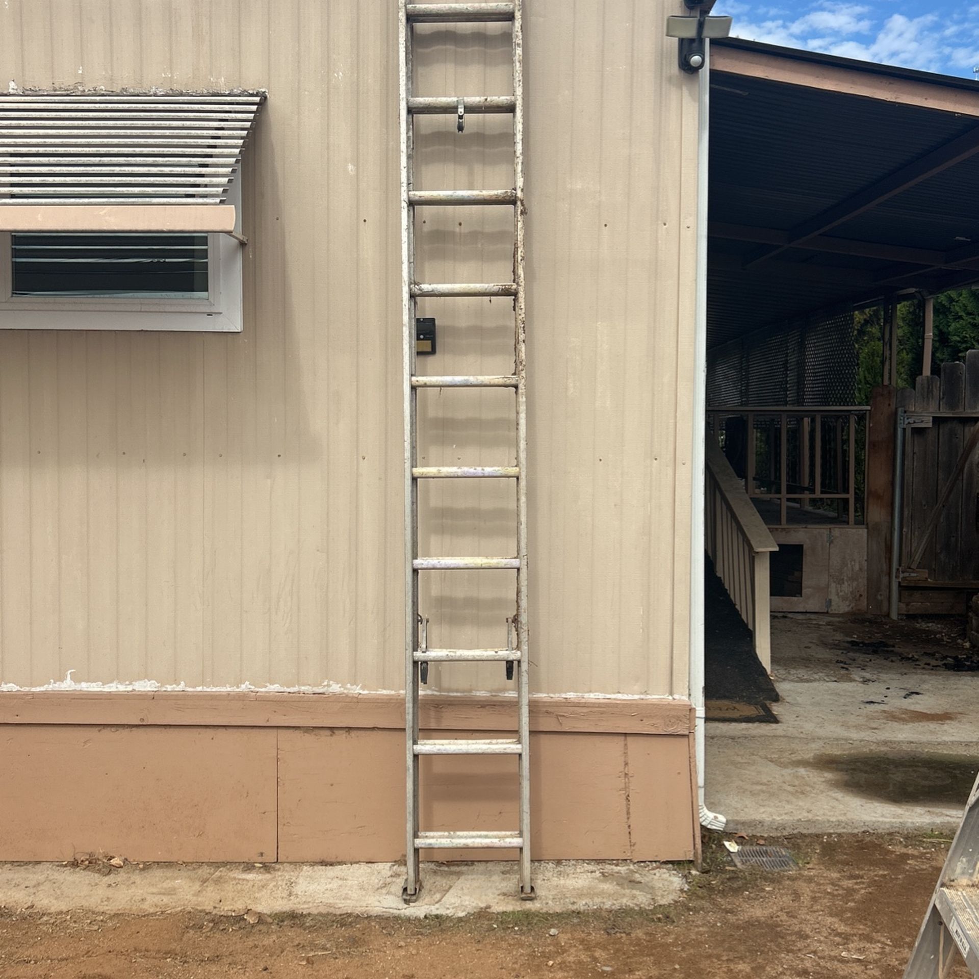 20ft Extension Louisville Ladder