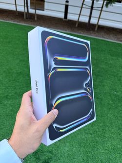 Apple iPad Pro 13” M5 · 256GB · WiFi · Open Box Brand New