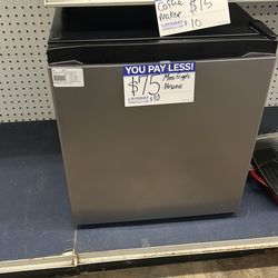 Mini fridge