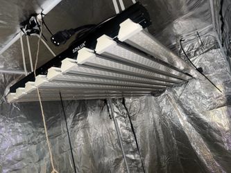 520w LED GROW LIGHT 48”x36” dimmable built in timer and thermostat