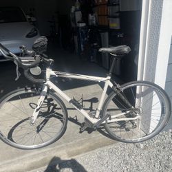 STP training time is here! Specialized Dolce women’s bike. Ultralight frame, carbon fiber forks.