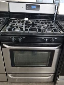 Frigidaire gas stove 4 burners