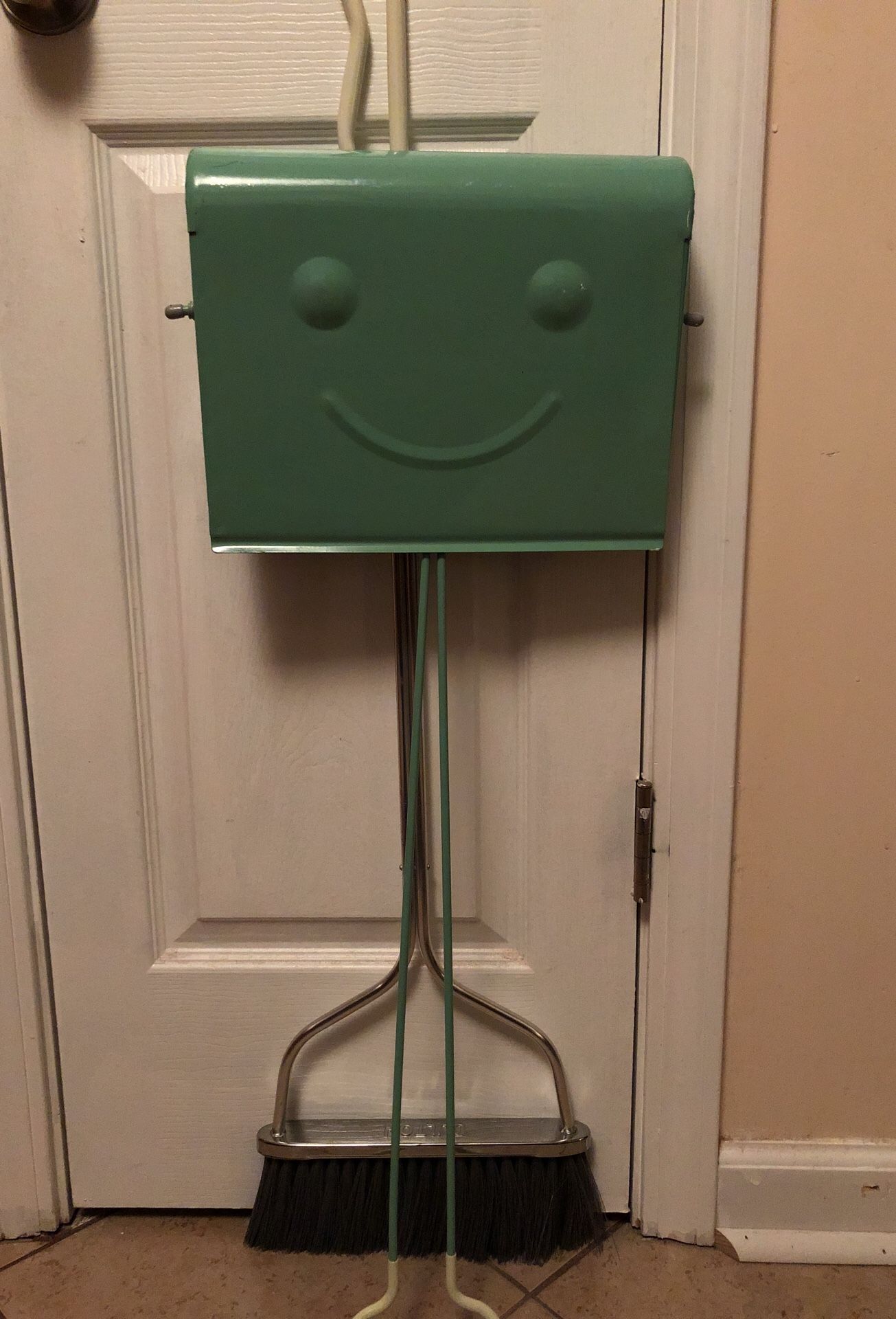 Dulton Retro broom & dust pan