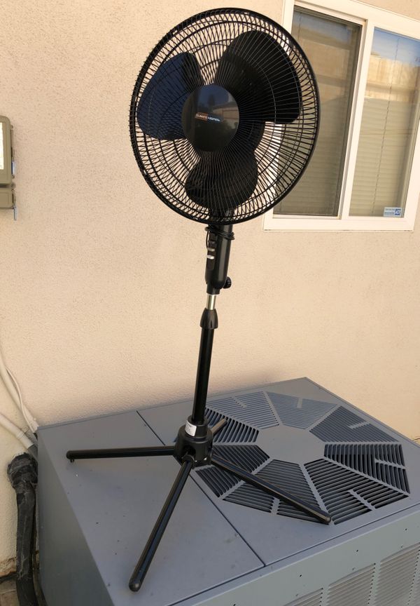 Climate Keeper floor oscillating fan for Sale in Sammamish, WA OfferUp