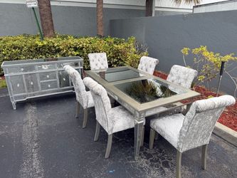 Beautiful dinning room table with 6 chairs grey gray silver mirror diamond modern contemporary with matching buffet