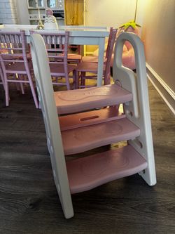 Onasti Pink Foldable step stool for toddlers and kids BPA FREE