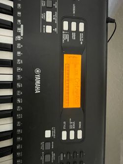 Yamaha YEW300 76-Key Electronic Keyboard + Adjustable Stand – Great Condition