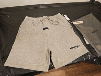 Essentials Fear of God