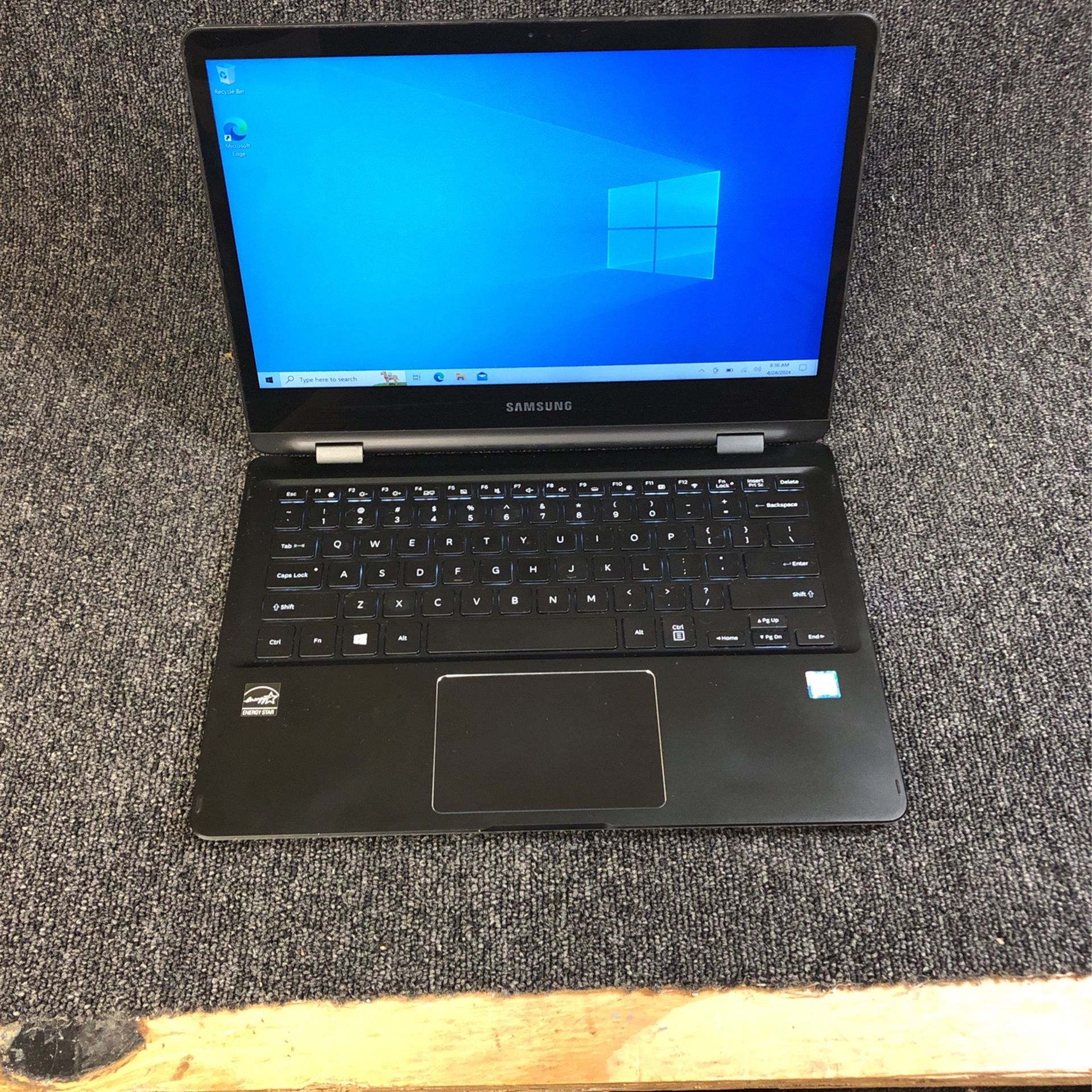 #7 Samsung 940x3L 13” Touch Screen 2-1 Flip 17-6500U 8 Gb Ram 240 Gb Ssd Win 10 Home 30 Day Warranty!!