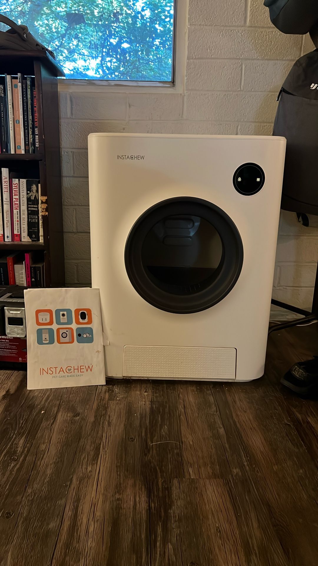 Instachew Purrclean Smart Litter Box