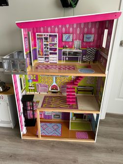 KidKraft Super Model Wooden Dollhouse