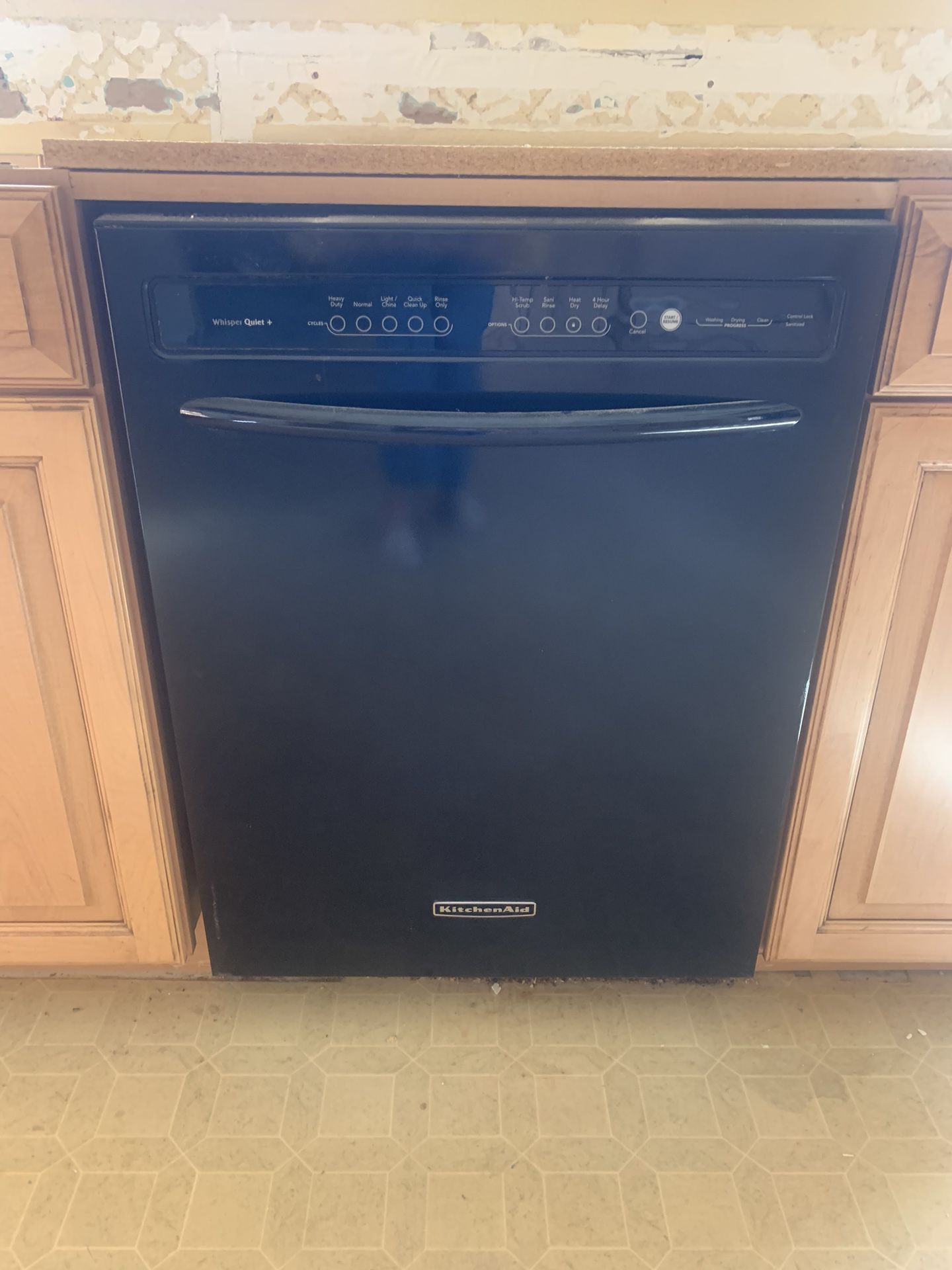 Appliances for sale… Black dishwasher and microwave
