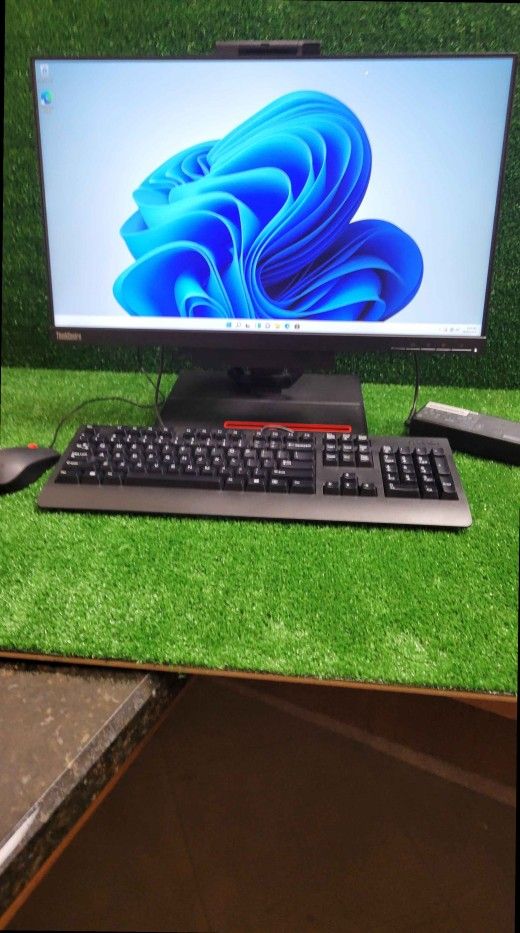 Lenovo ThinkCentre AIO 22