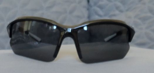 Polarized Sports Sunglasses, UV Protection Wrap-around, Unisex, Lightweight, Outdoor Shades For Driving, Cycling, Running And Fishing.