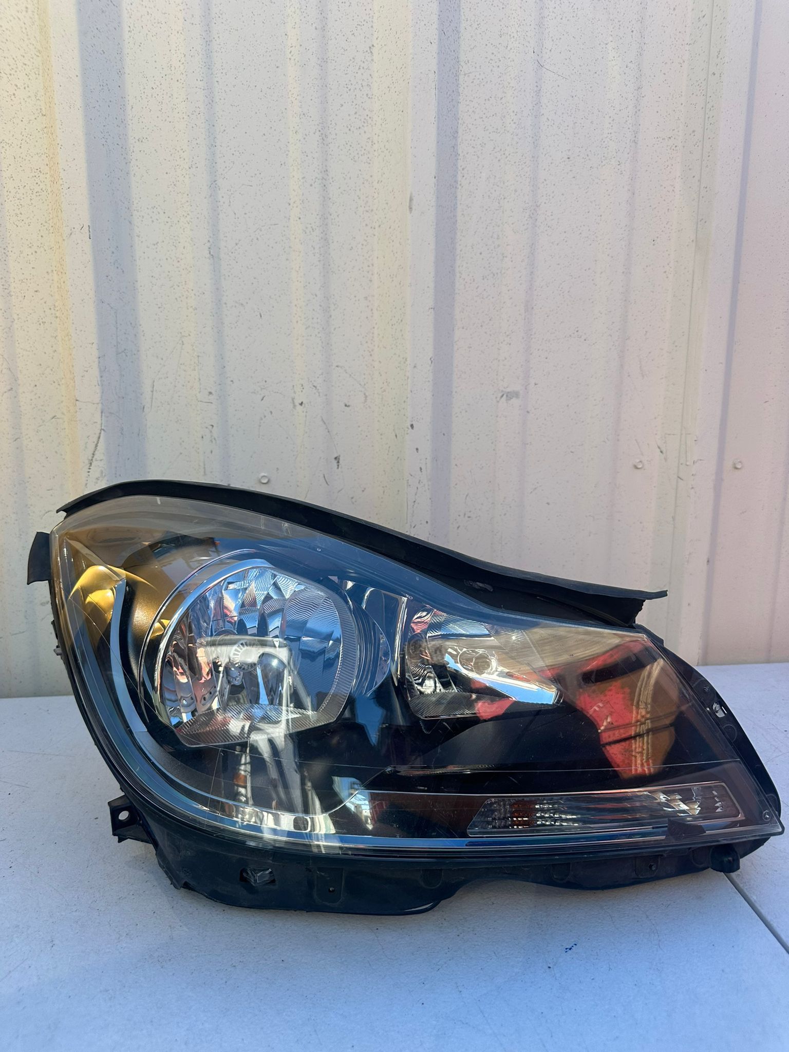 2012-2014 Right Front Highlights Mercedes Benz C250
