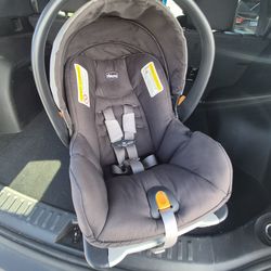 Infant car seat with base