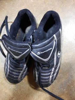Kids cleats size 11