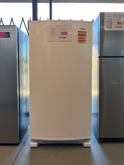 Whirlpool 15.7 cu. ft. Frost-free Upright Freezer in White