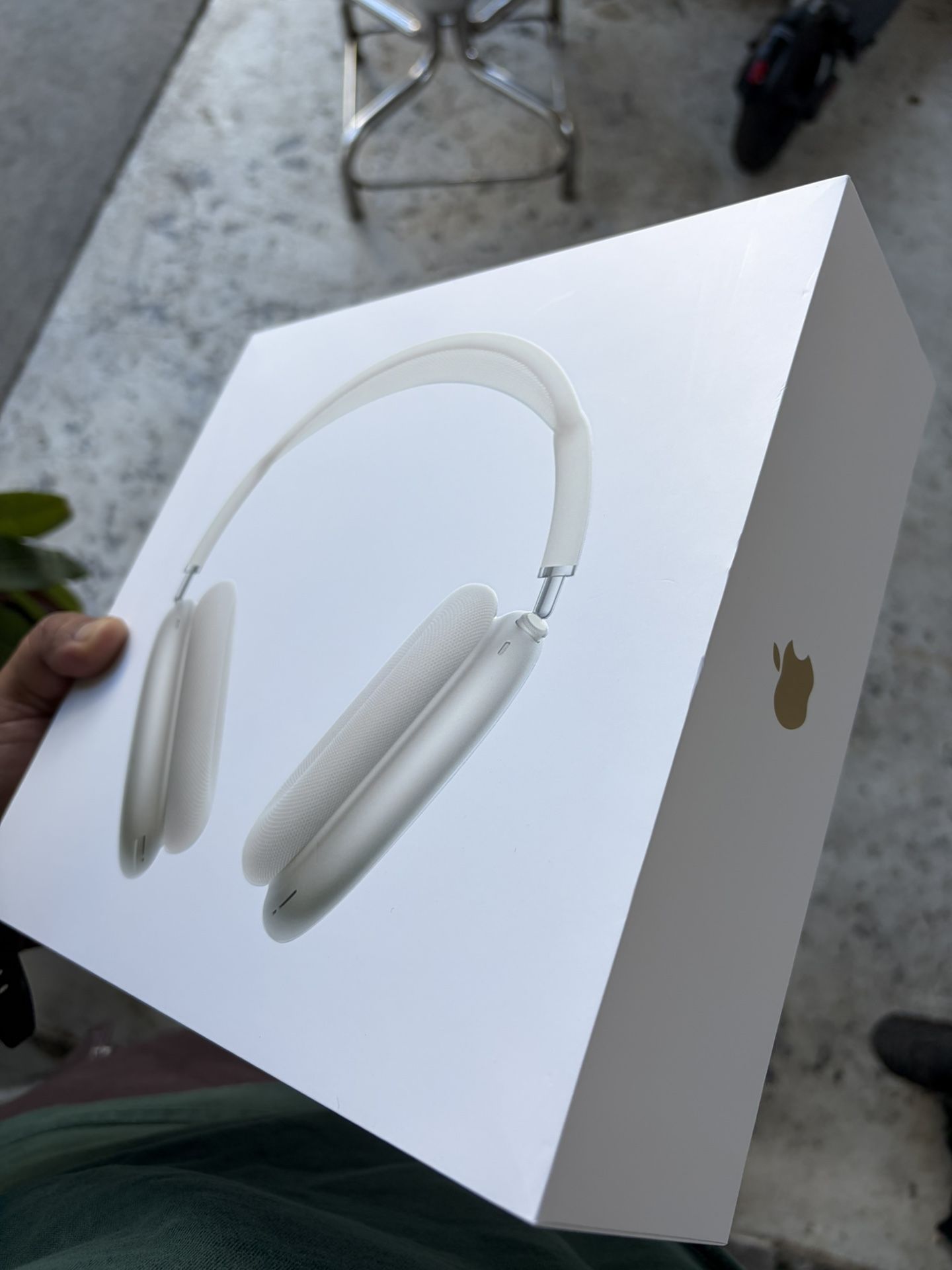 AirPod Max Pro Starlight