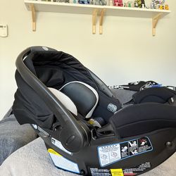 graco  infant car seat snugfit dlx + base + stroller attachment