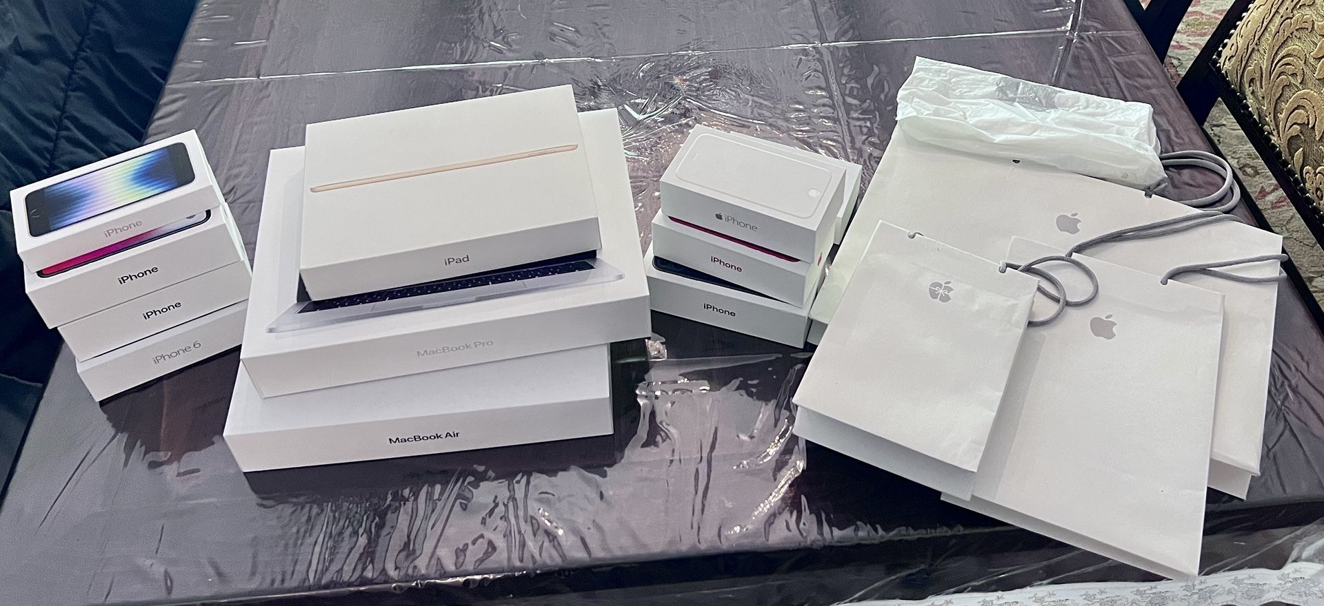 Empty Original iPhone iPad Macbook Boxes And Bags