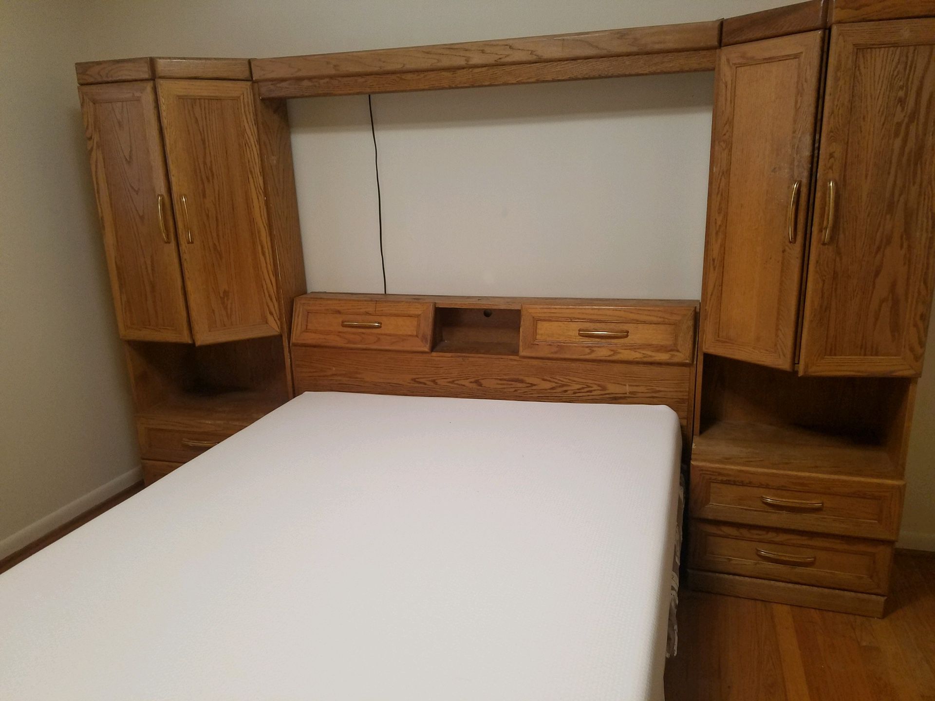 Queen Bed Set, Mattress, and Boxspring