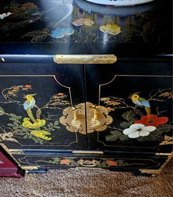 Chinese small cabinet