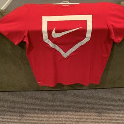 Mens Like  New Nike Red t shirt Worn Once 