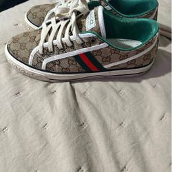 Gucci Shoes 