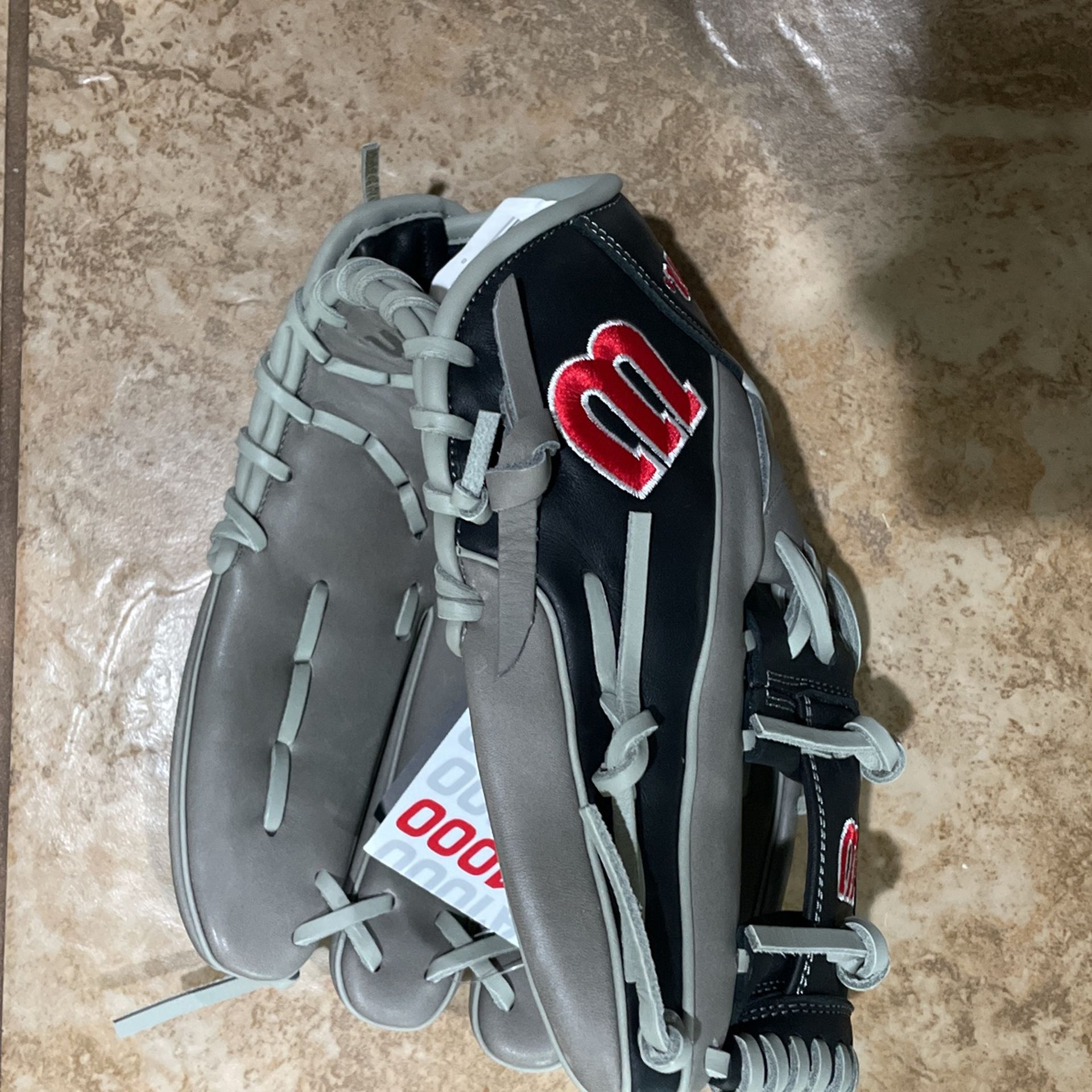 Wilson A1000 11.75