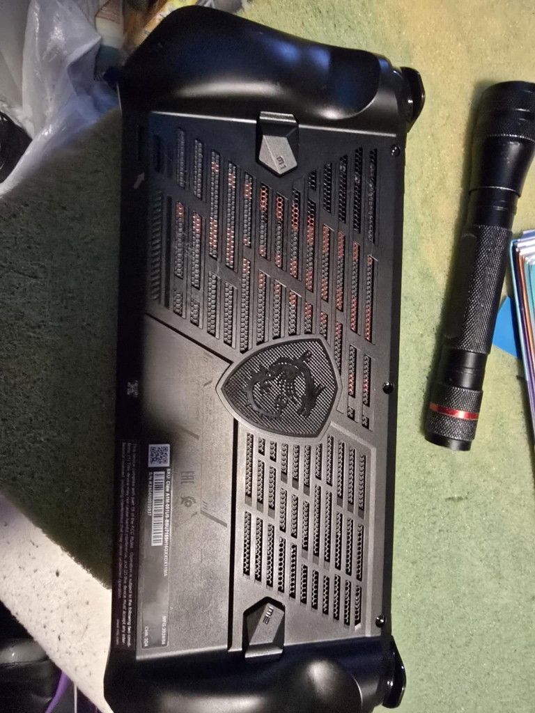 MSI Claw Windows 11 Intel Ultra 7 Gaming Handheld. 