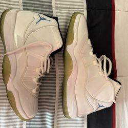 Jordan 11 Columbia 