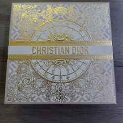 MISS DIOR