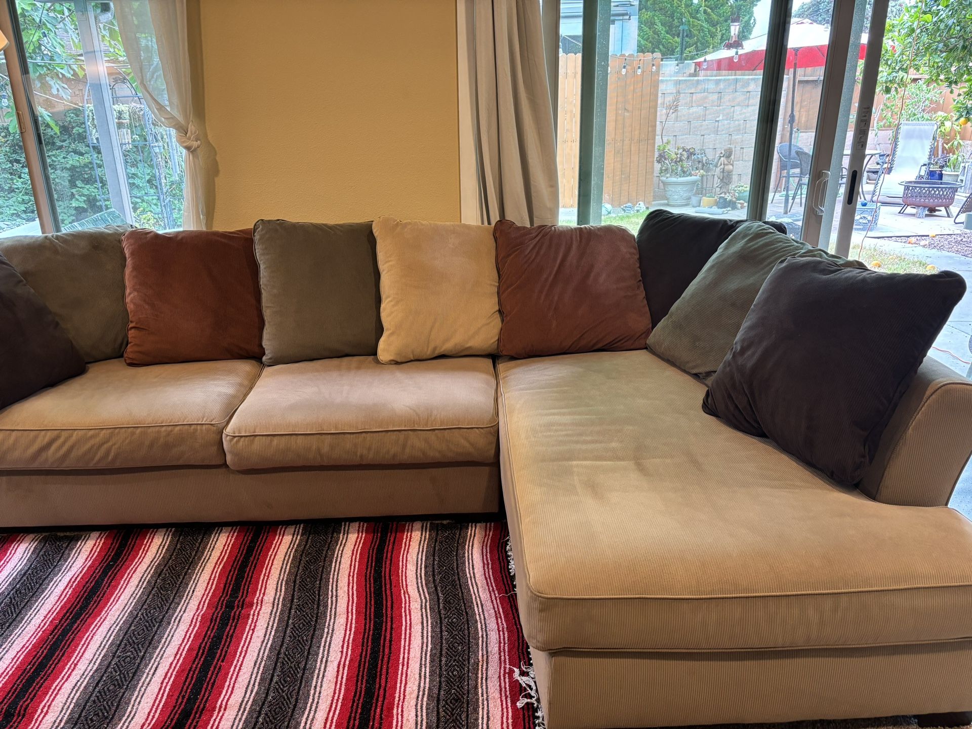 3 Piece L Shaped Sectional Sofa With large Circle Seat. 