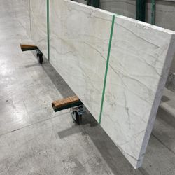 Quartzite Prefabricated 110X26 W/6” Backsplash 