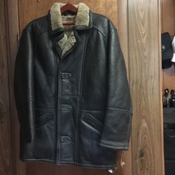 Mens Medium Paradox Sheepskin Shearling Coat