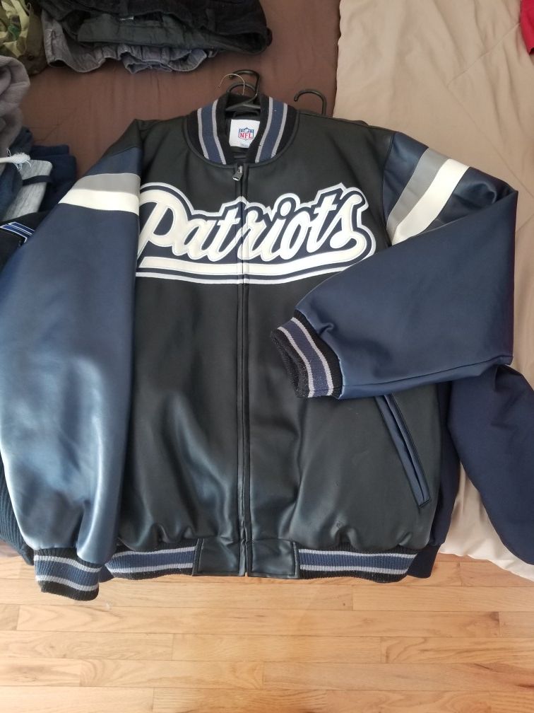 New England Patriots Jacket. size: Large